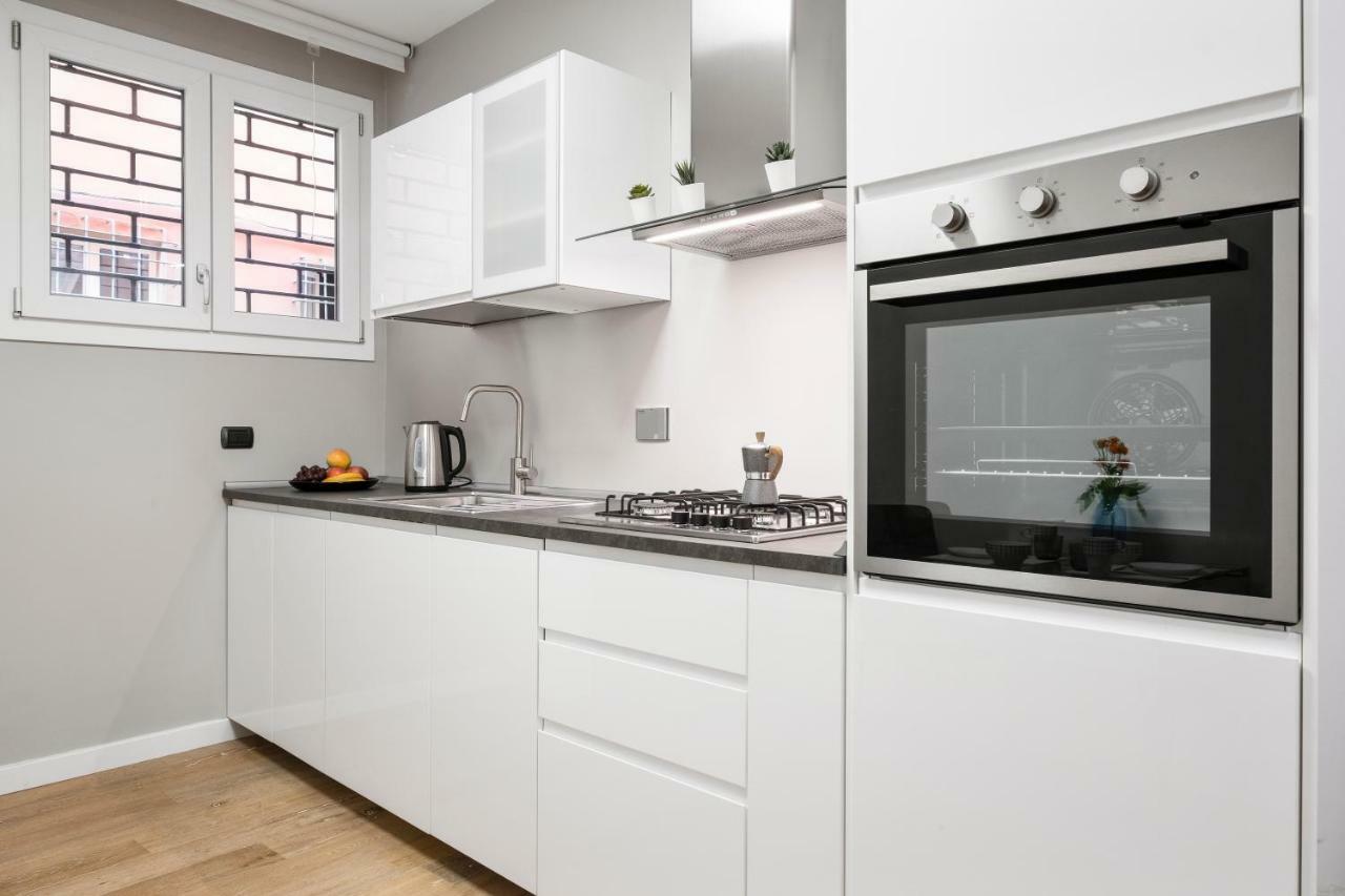 Duplex Luxurious Apt In The Heart Of Bologna Esterno foto